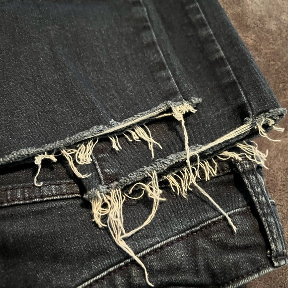 Universal Thread jeans. Never worn - still feels like starch. - Picture 2 of 6